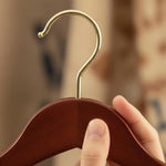 NobleWood – Elegant Wooden Hangers for Stylish Wardrobes (3 pieces)