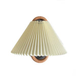 Elegante Wandlampe aus Massivholz mit plissiertem Schirm – Halbkreis 1-Lampe