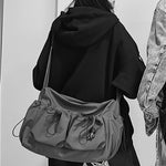 Nylon Shoulder Bag in Black – Urban Messenger Bag with Zipper for Everyday Use