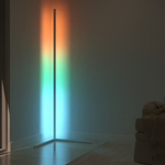 Elegante Eck-Stehlampe für stilvolle Beleuchtung