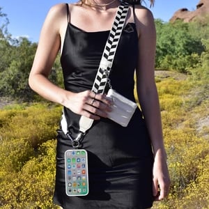 Stylish carrying strap for smartphones and cards