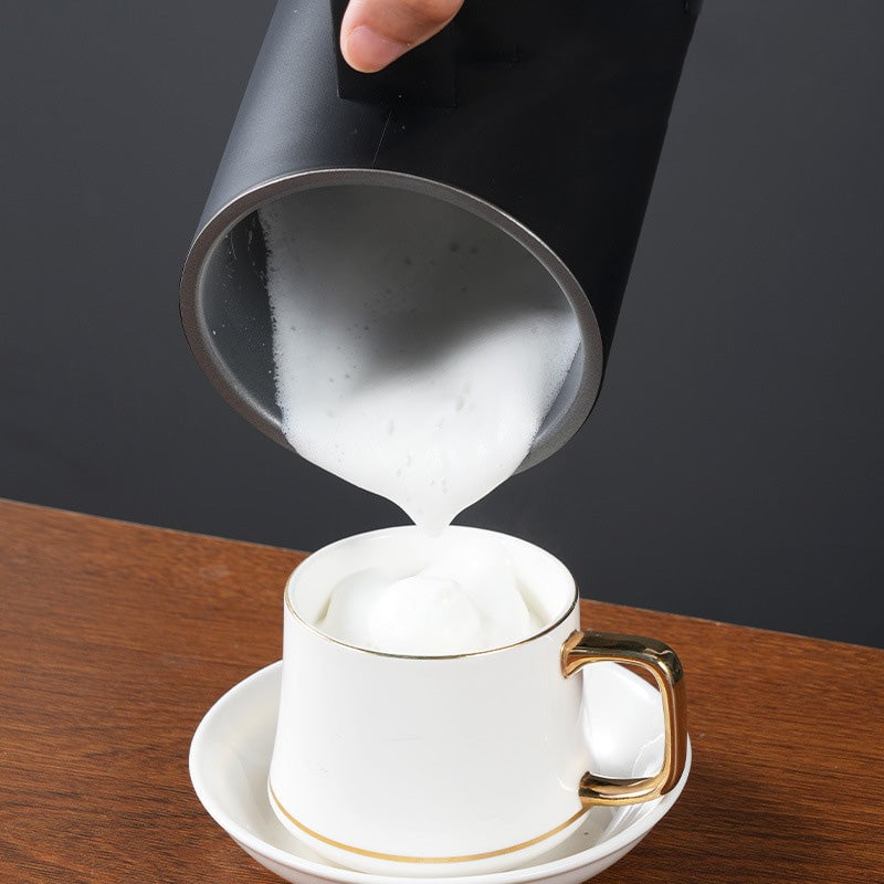 Schaumzauber – Perfekter Milchschaum für deinen Kaffee