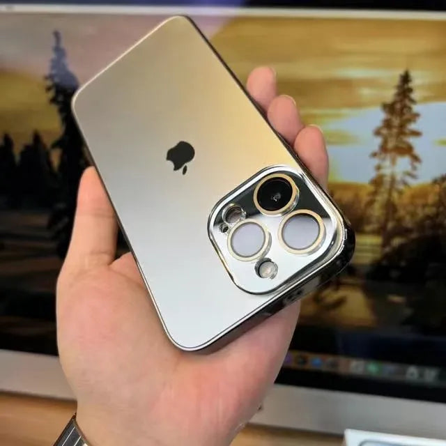 SlimFit Mattierte Acryl-Schutzschale für iPhone 15