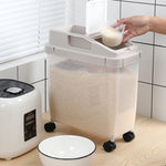 10 kg food storage container with wheels