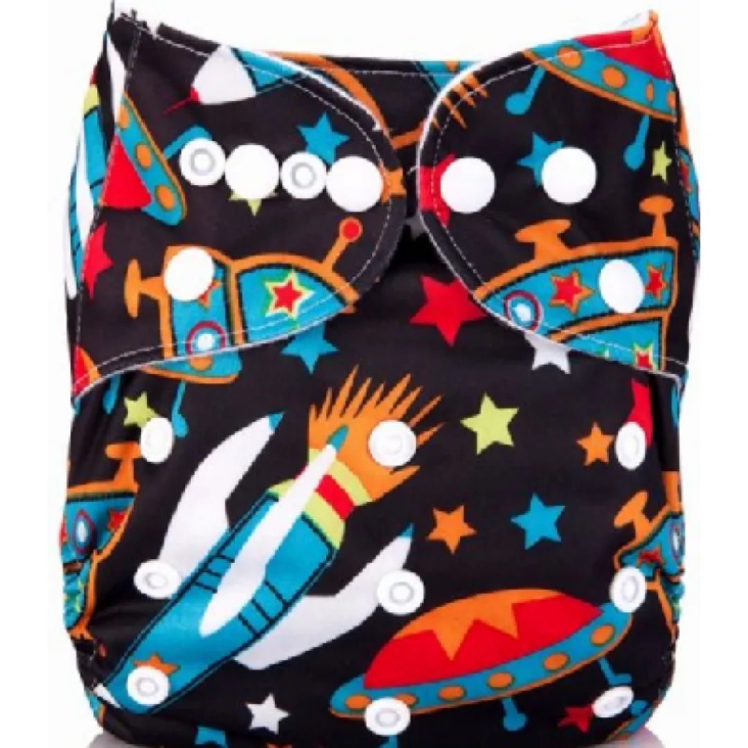 Cloth diaper for babies with snaps and removable insert