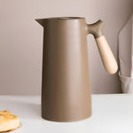 Elegant Thermal Carafe with Wooden Handle – 1L Coffee Pot for Hot and Cold Beverages