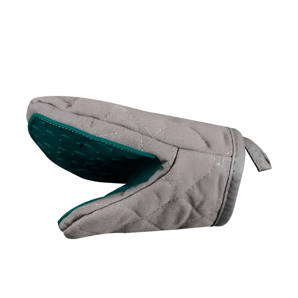 Heat-resistant kitchen gloves with silicone padding