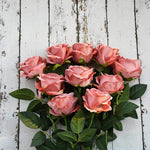 10-piece set of elegant silk roses for any occasion