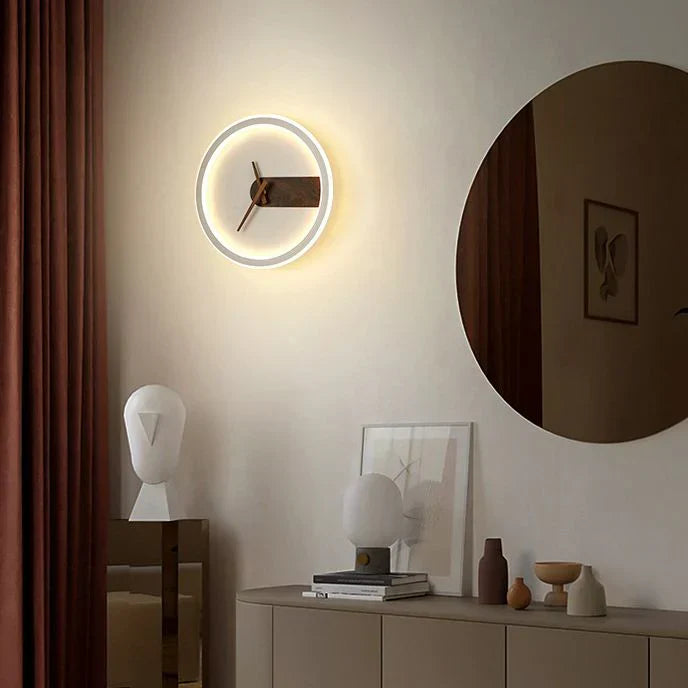 Moderne LED Wanduhr – Stilvolles, Multifunktionales Design mit Ambientebeleuchtung