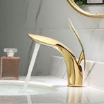 Elegant single-lever basin mixer in a noble design