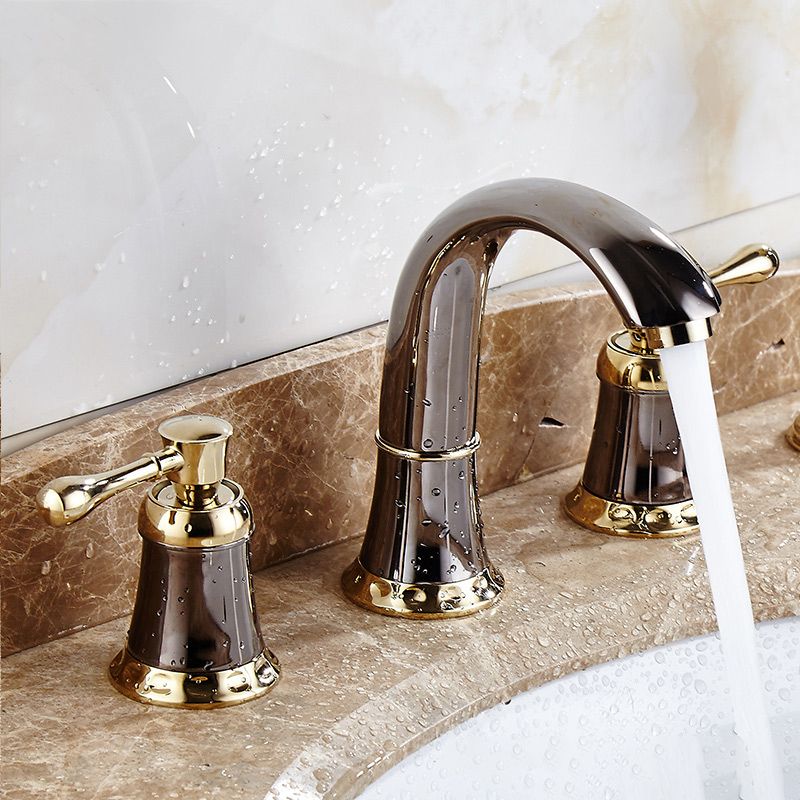 Elegant Deck-Mounted Bathtub Faucet for Modern Bathroom