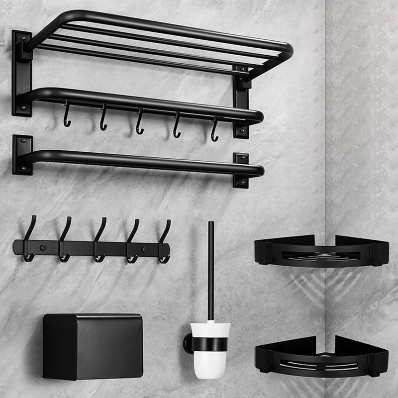 Elegant Bathroom Accessory Set in Matte Black