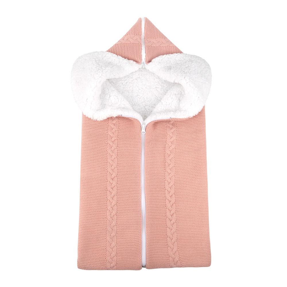 Sleeping Bag for Babies with Hood – Cuddly Knitted Sleeping Bag