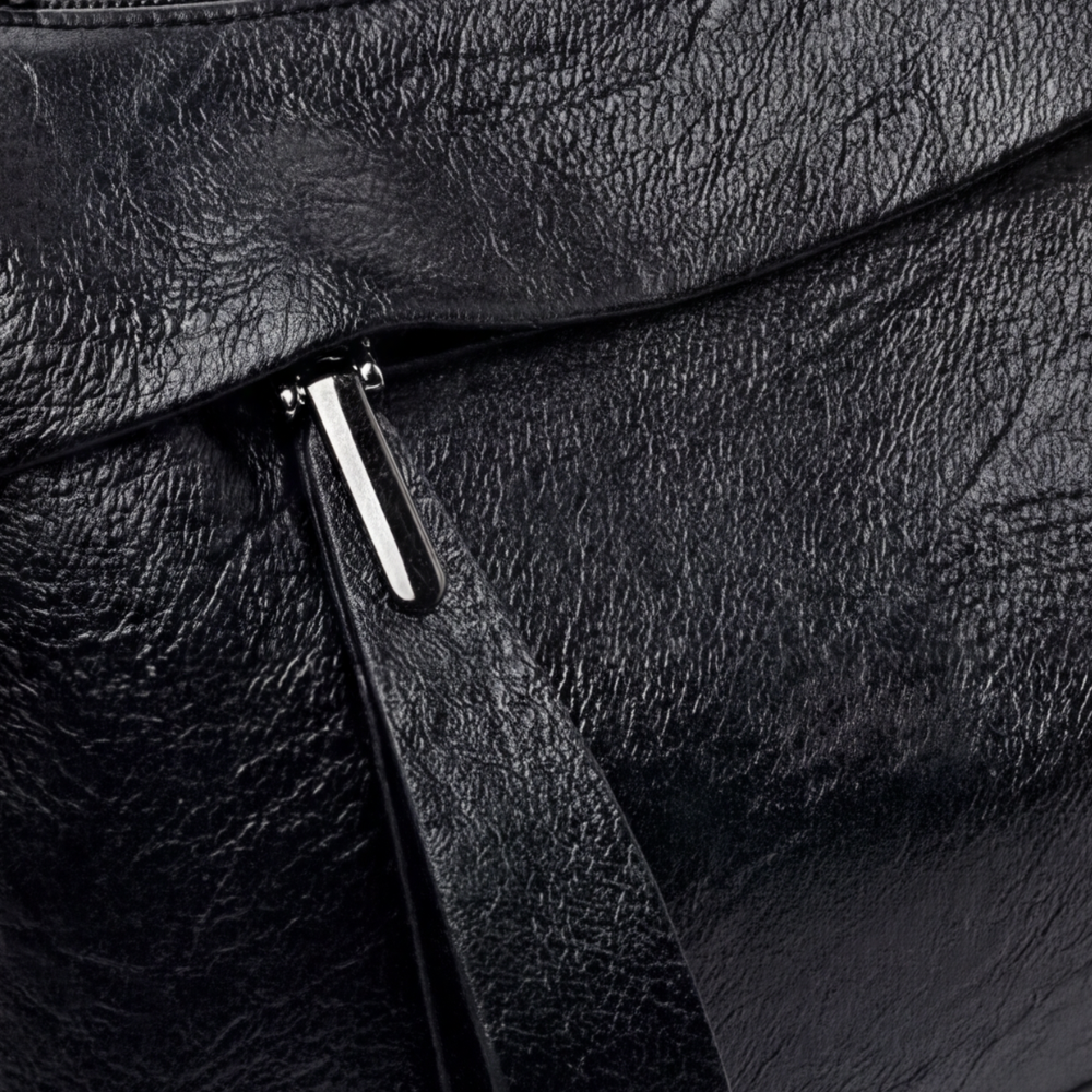 Comfortable faux leather shoulder bag – 3 compartments