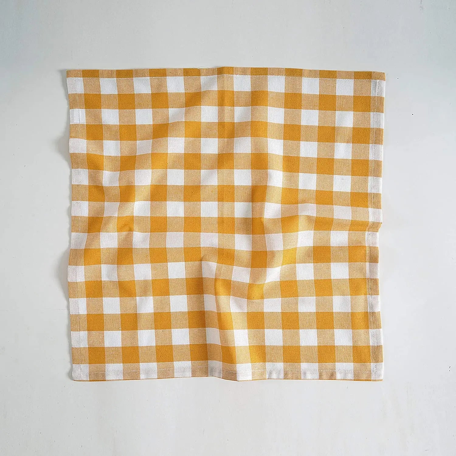 16" Reusable Polyester Tablecloth Set with Placemats