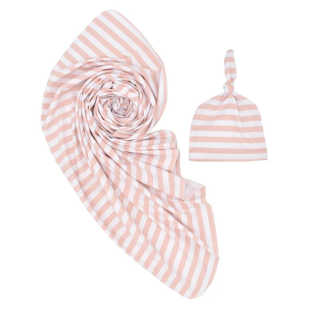 Swaddle and Hat Set – Gentle Swaddling Blanket for Newborns