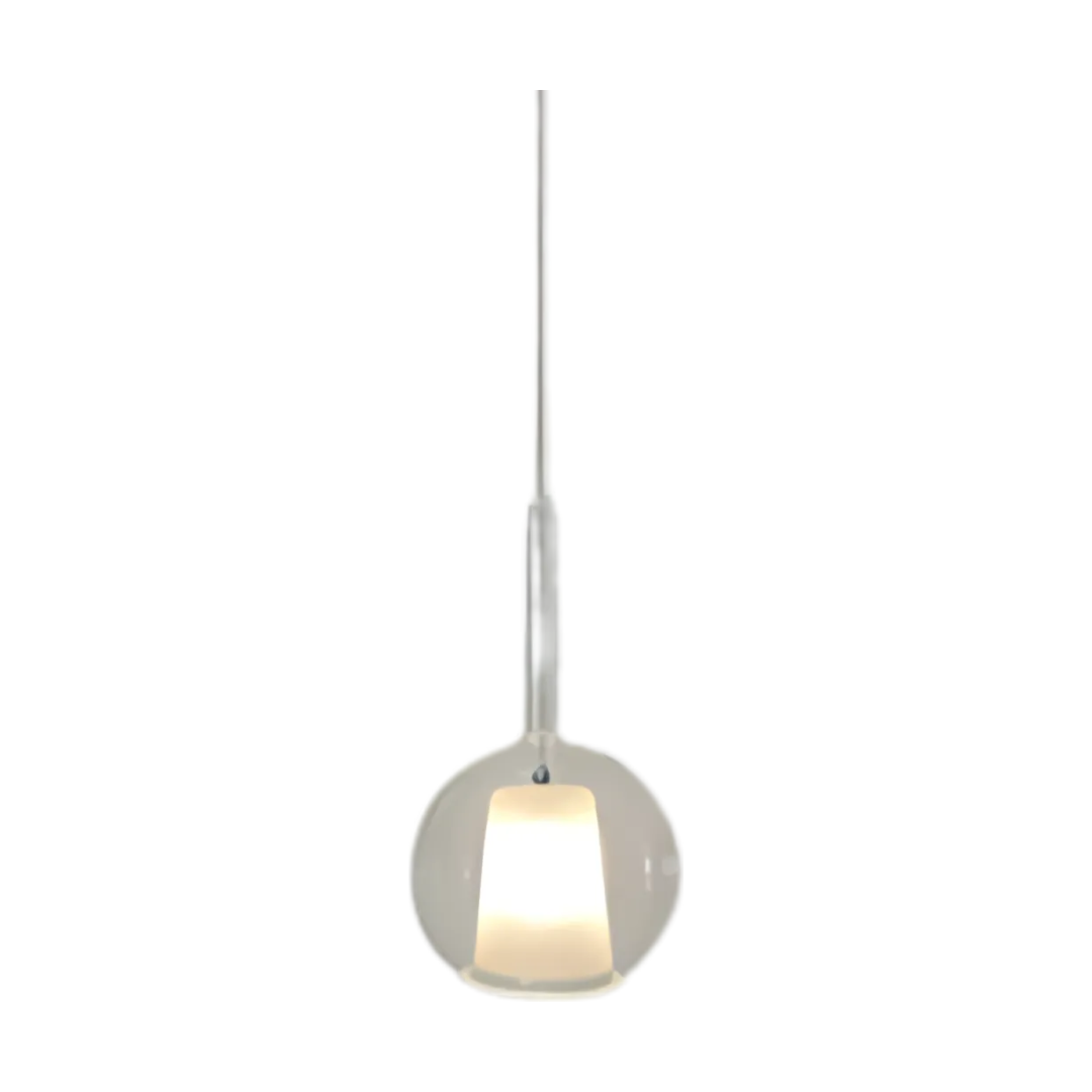 Elegante Pendelleuchte aus Glas – LuminaSphere