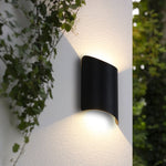 Minimalist 2-bulb LED wall light made of aluminum for doors – Black