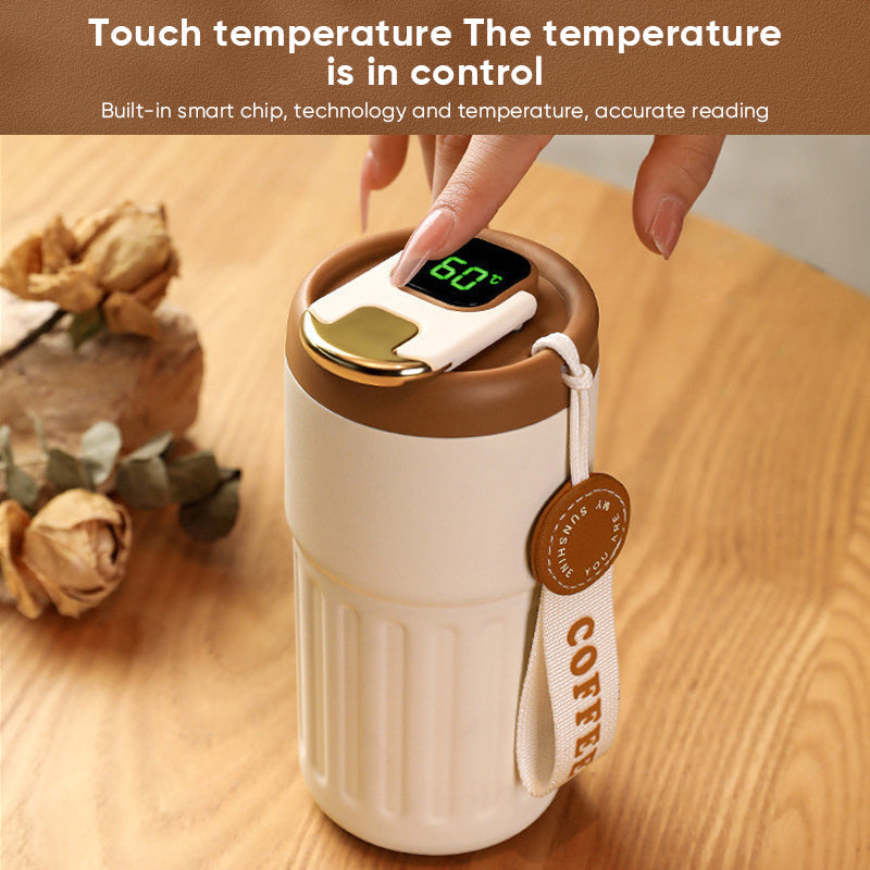 Coffee thermos with temperature display