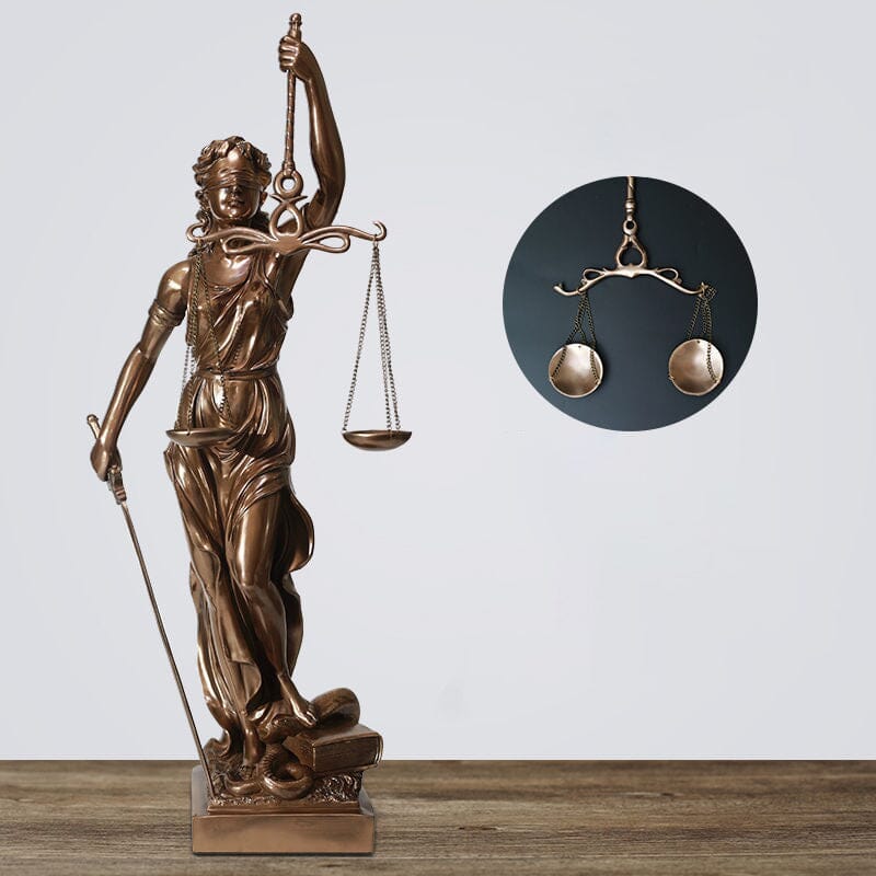 Elegant Statue of Justice – Symbol of Fairness and Order
