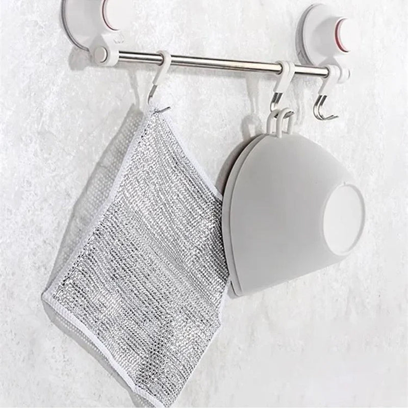 Effective metal scourers for sparkling kitchens