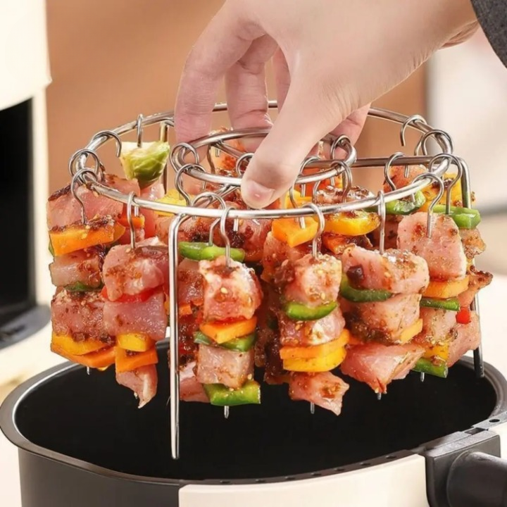 Grillaufsatz für Heißluftfritteusen mit Spießen