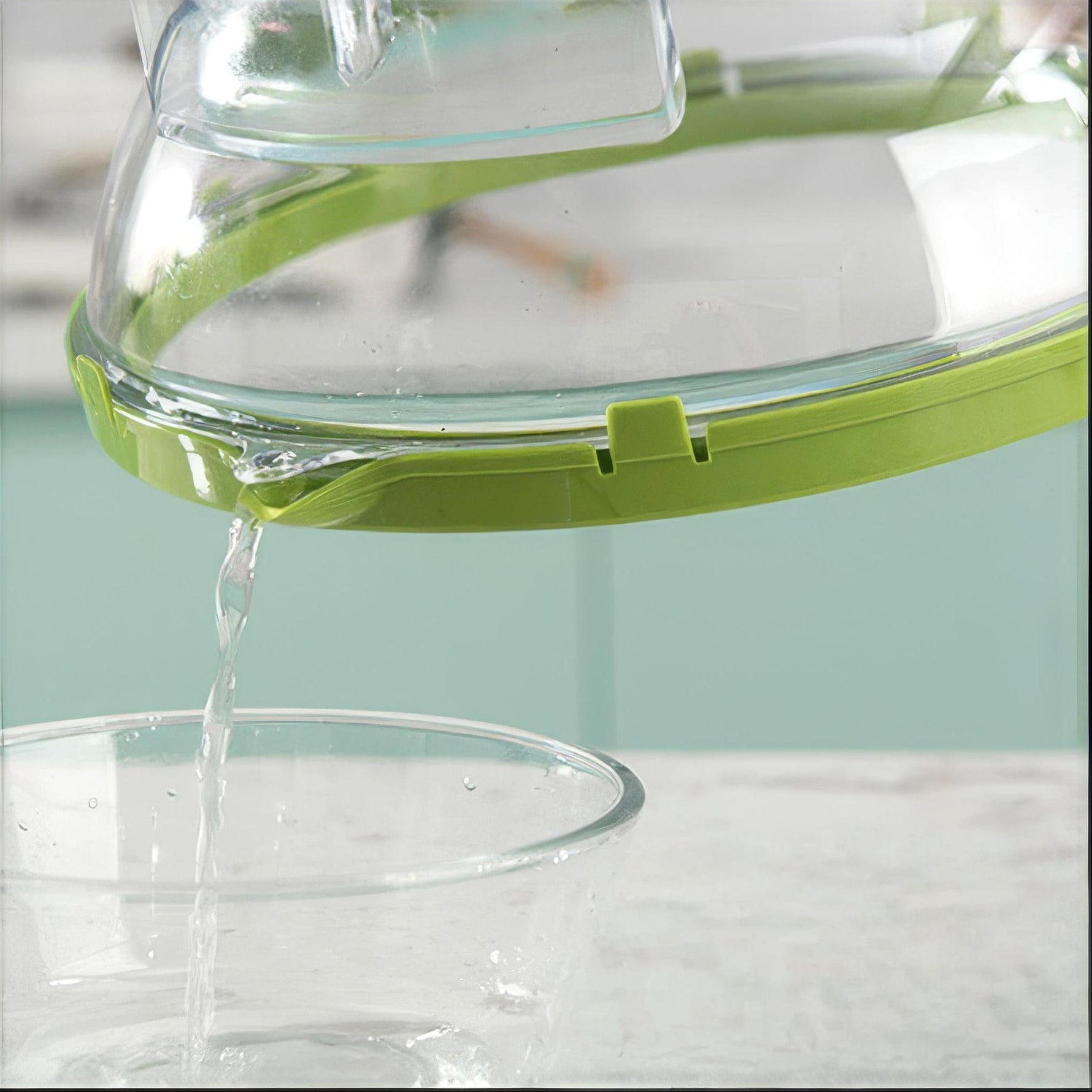 Spritzschutz Deluxe – Hochwertiger Mikrowellenschutz für Ihre Küche