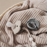 Clip pacifier chain with bear design