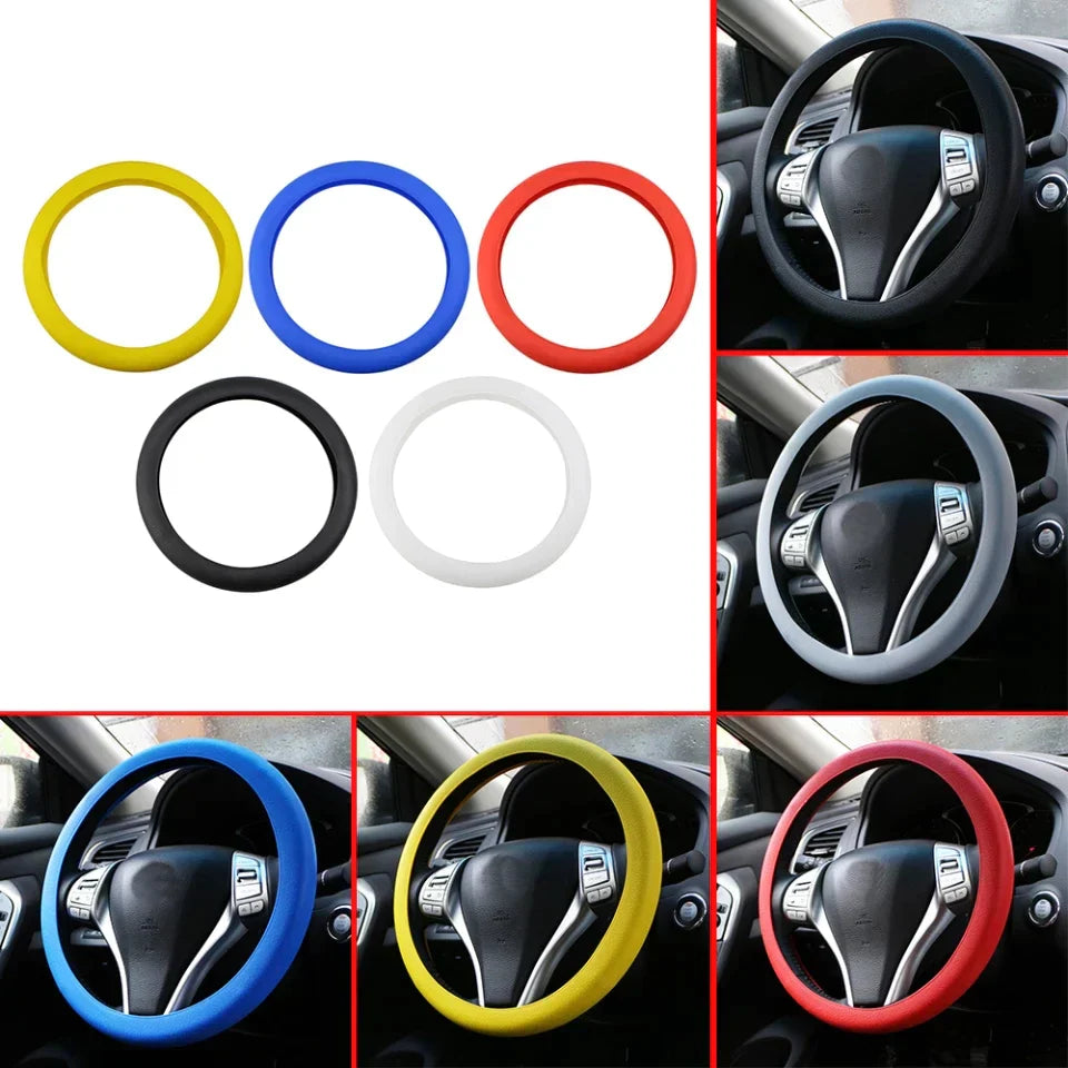Sporty steering wheel cover for improved grip