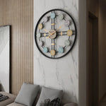 Große Vintage Wanduhr mit römischen Ziffern und Metallrahmen