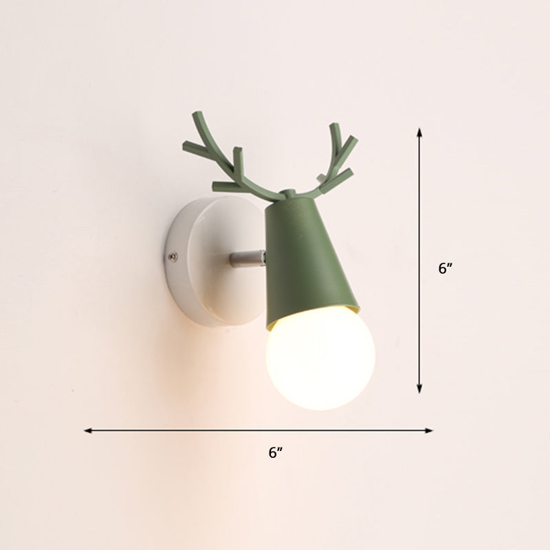 Elegant Nordic-design wall lamp for your bedroom