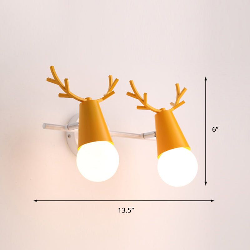 Elegant Nordic-design wall lamp for your bedroom
