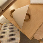 Elegante Wandlampe aus Massivholz mit plissiertem Schirm – Halbkreis 1-Lampe
