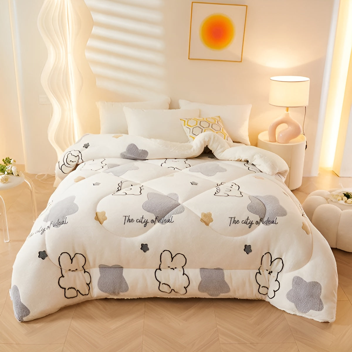 Schlafkomfort Decke Blütenzauber | Weich & Pflegeleicht | Elegantes Design