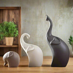 Moderne Elefanten-Skulptur im offenen Design