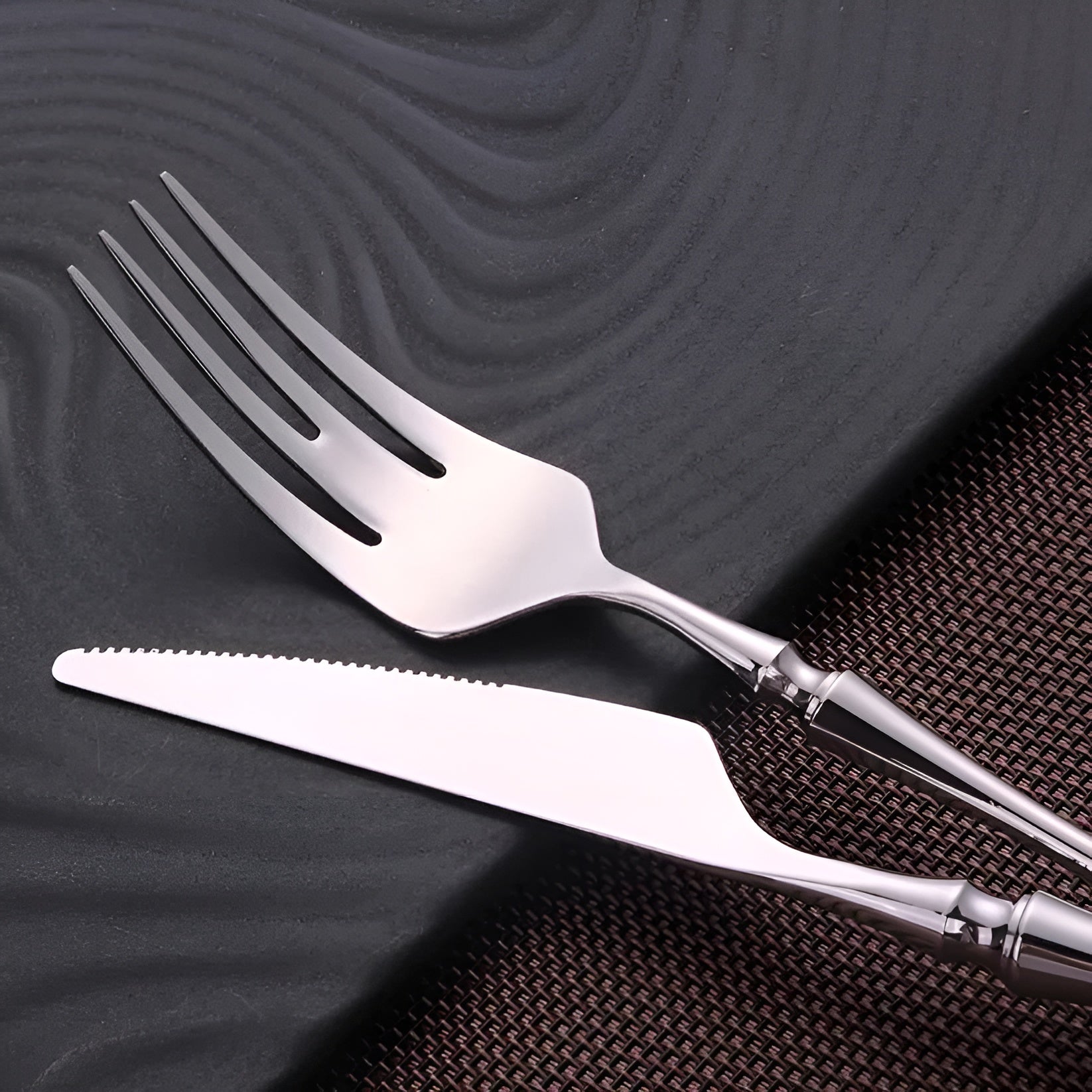 Edelstahl-Besteckset – Elegant und langlebig | Ideal für den Alltag und Gäste