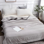 Lightweight Cooling Blanket for Hot Sleepers – Soft & Breathable