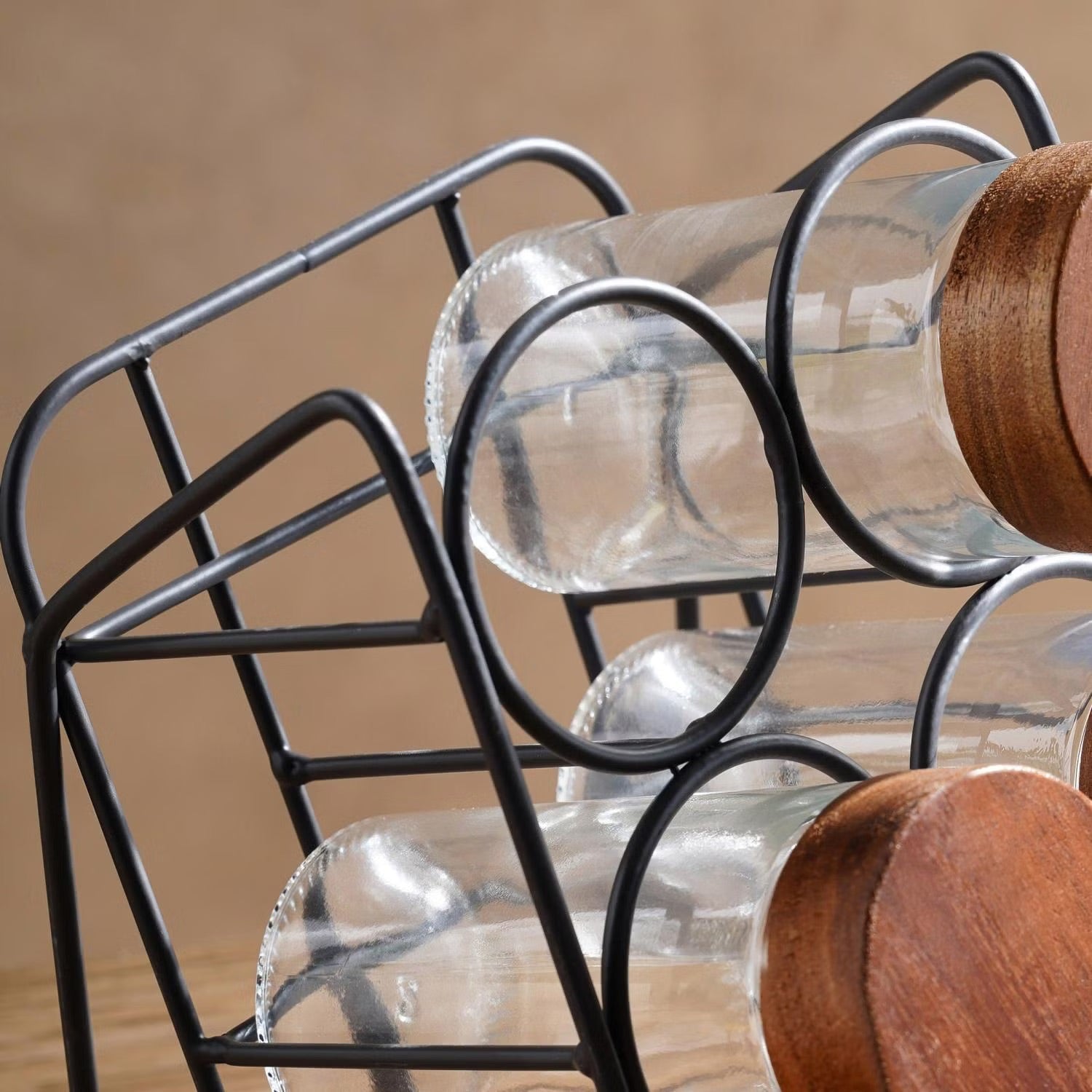 Elegantes 6-teiliges Gewürzglas-Set mit schrägem Ständer