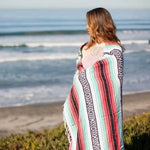 Picnic blanket as a scarf – Versatile blanket for outdoor activities