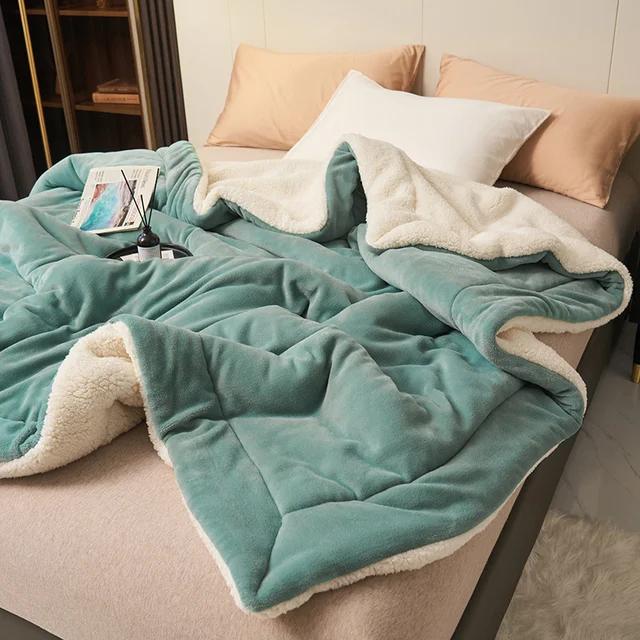 Cozy Blanket - Elegant and cuddly fleece blanket