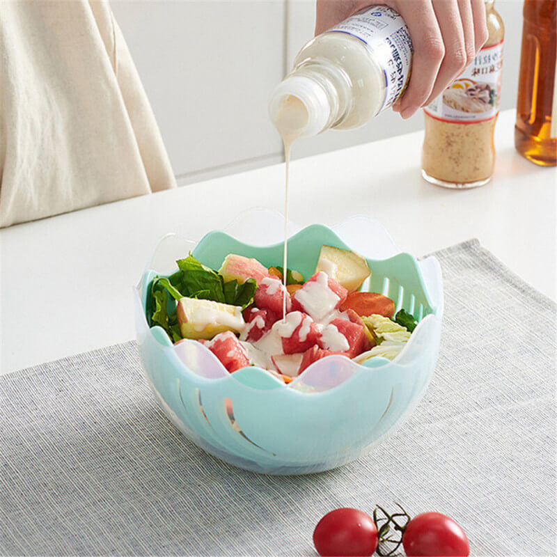 Multifunctional Salad Bowl with Cutting Aid