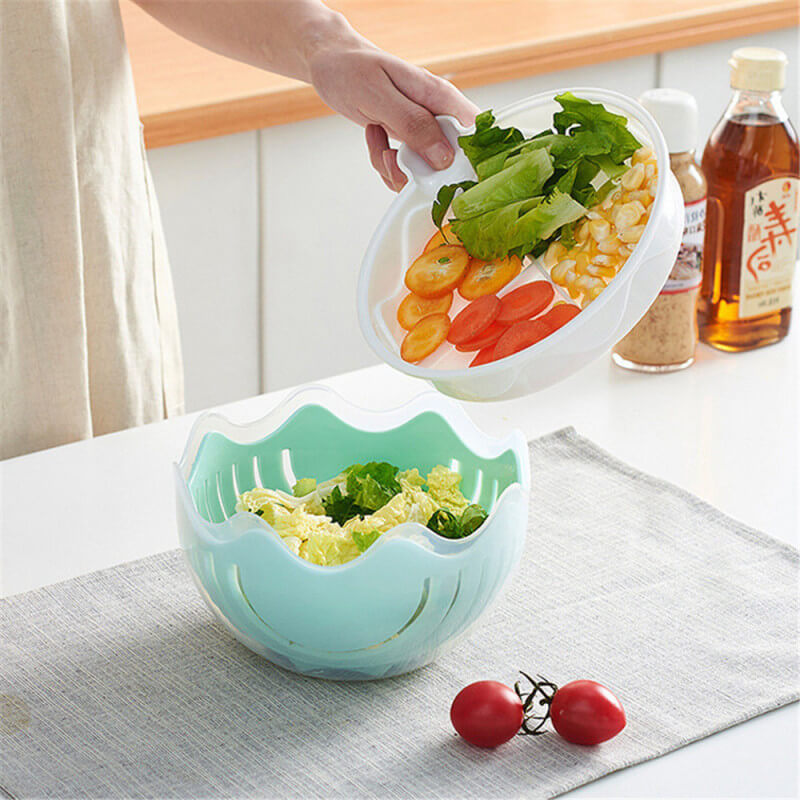 Multifunctional Salad Bowl with Cutting Aid