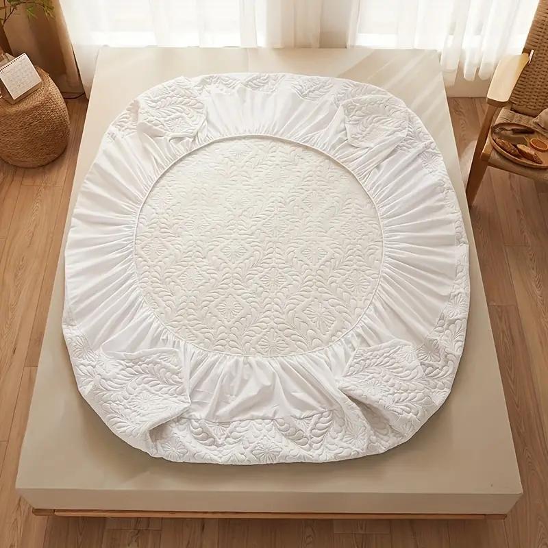 Three-Layer Waterproof Mattress Protector – Ultimate Protection for Your Mattress