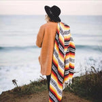 Picnic blanket as a scarf – Versatile blanket for outdoor activities