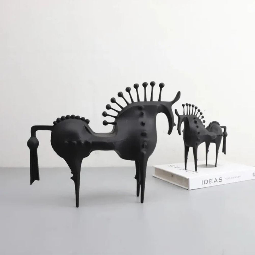 Moderne Metallskulptur eines Pferdes | EquinoxArt