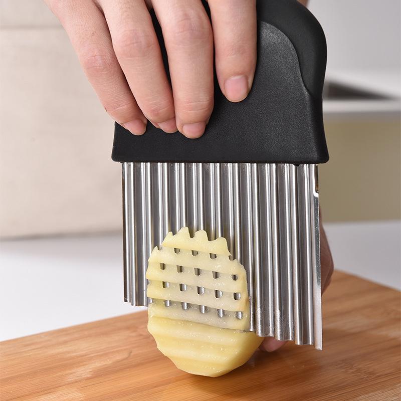 Wavy Stainless Steel Vegetable and Fruit Slicer