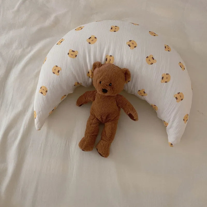 Moon-shaped Cuddle Pillow for Babies – soft Sleep Pillow