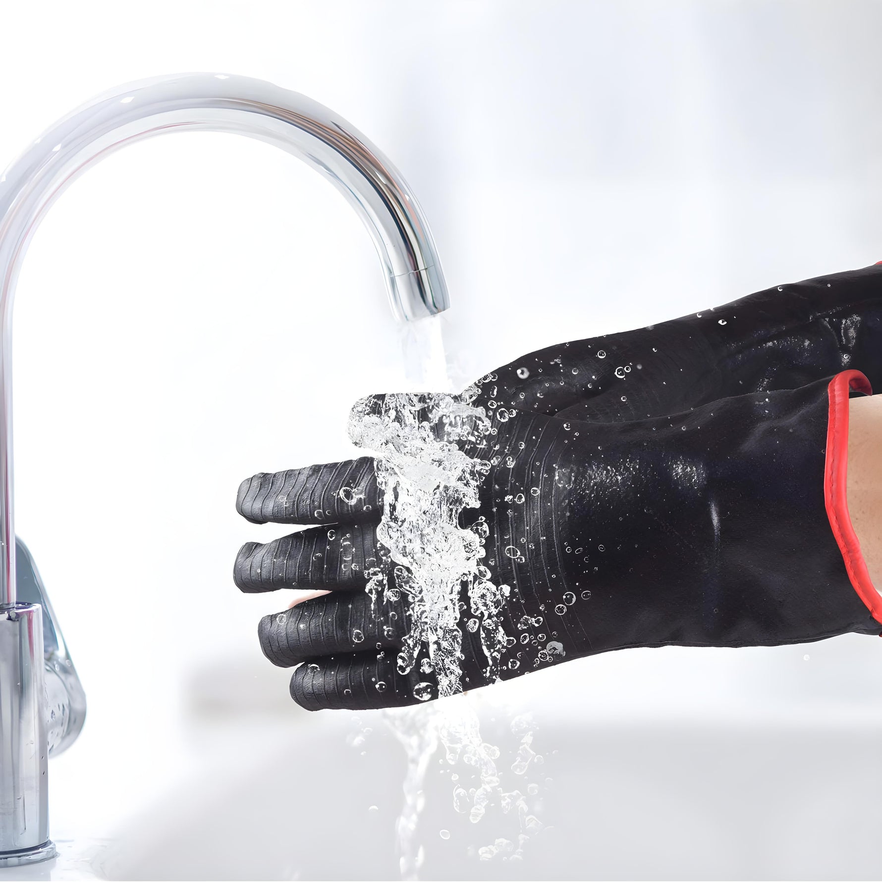 FlameGuard – Temperature and Water-Resistant BBQ Gloves