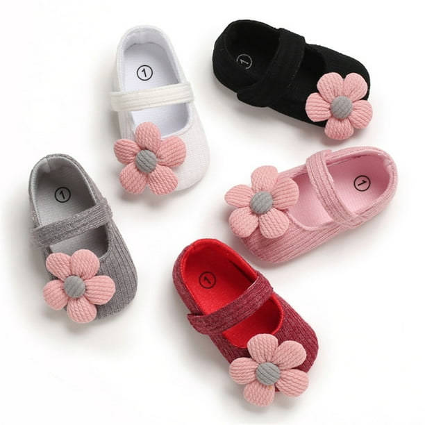 Girls' athletic sneakers