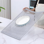 Space-saving stainless steel rolling shelf for the kitchen